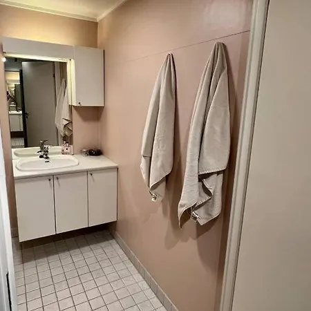 Modern Nearby Centrum Tromsø